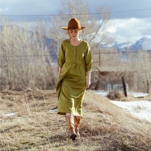 Lizzie Dress in Avocado